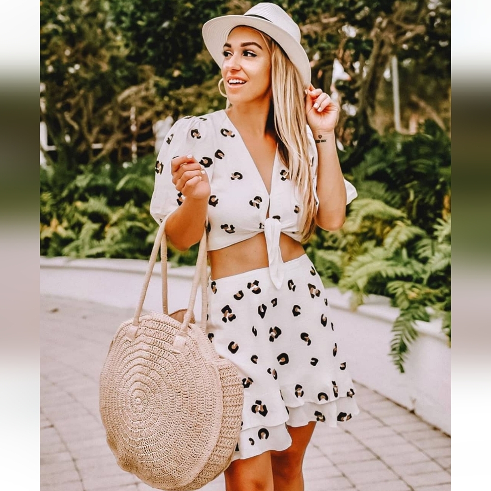 Red Carter Becky Leopard Set